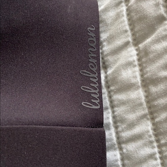 Lululemon Take shape bra 36-C - Picture 5 of 7